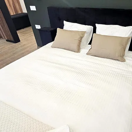 Appartement Like Magheru Boekarest