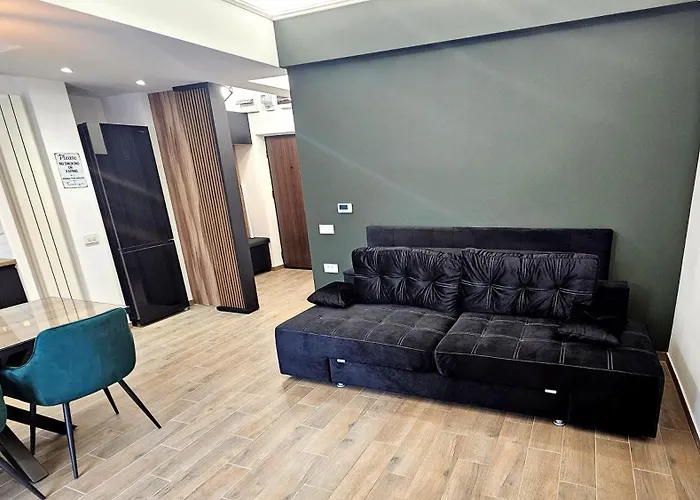 Like Magheru Boekarest