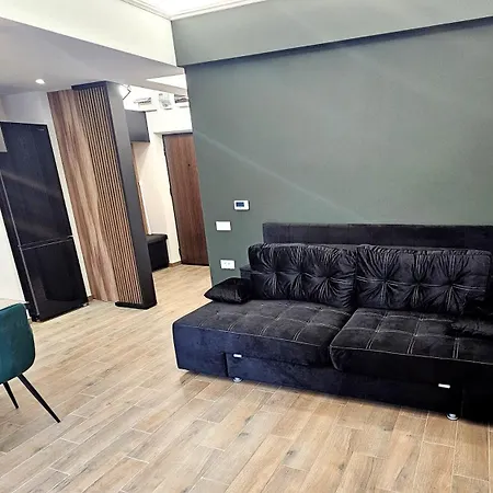 Like Magheru Βουκουρέστι